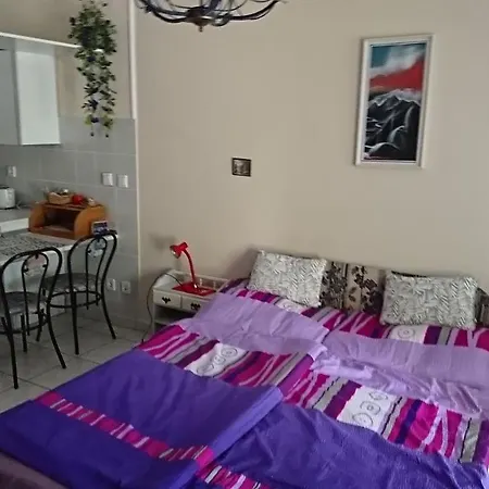 Apartman *
